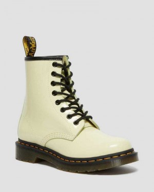 Cream Dr. Martens 1460 Patent Leather Lace Up Boots | QCRIY5964