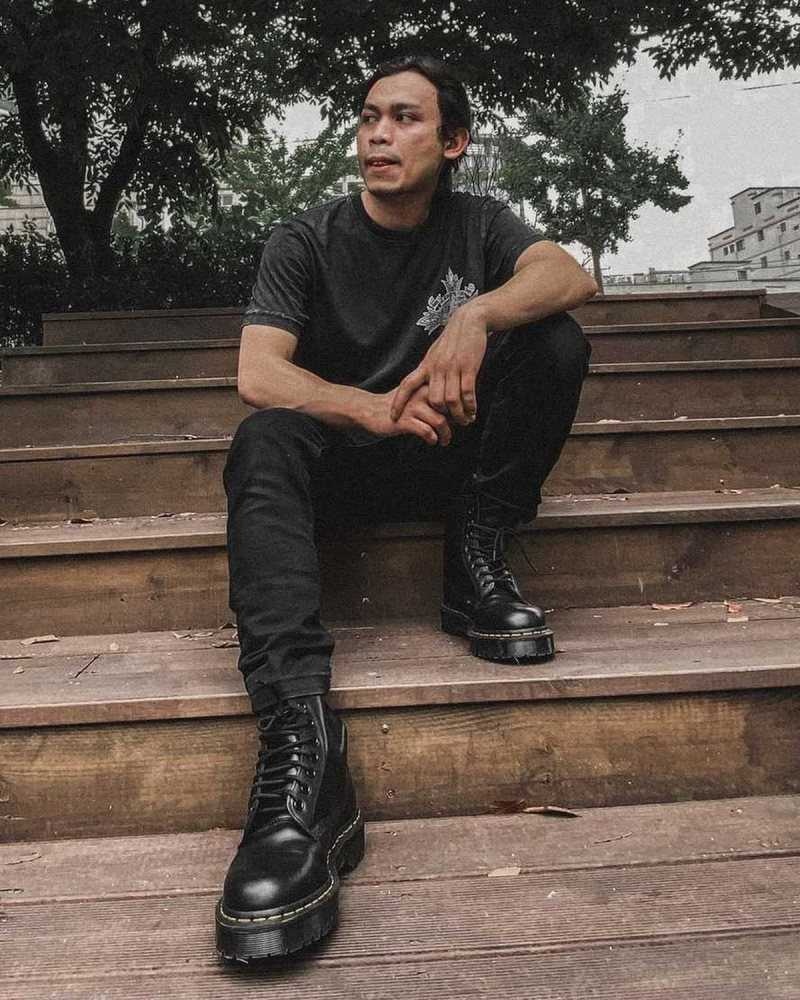 Black Dr. Martens 1460 Bex Smooth Leather Platform Boots | EXAKH3128