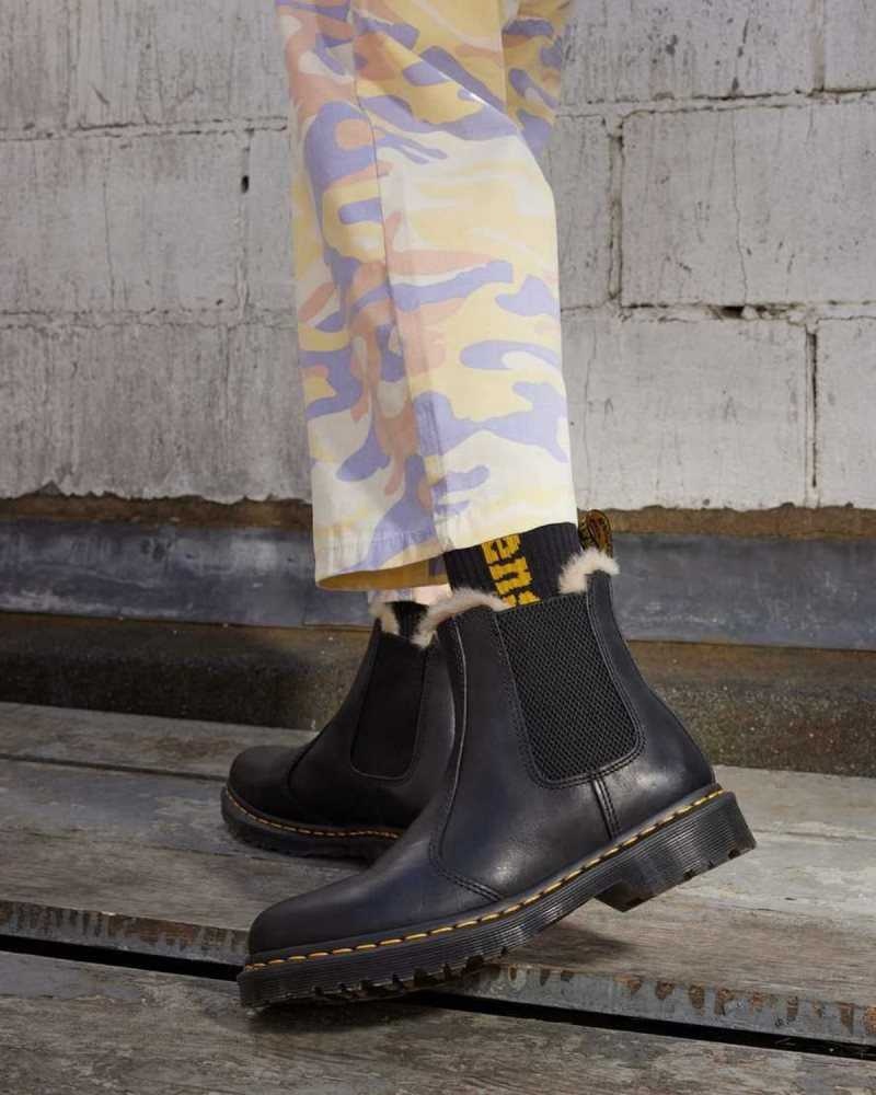 Black Dr. Martens 2976 Faux Fur Lined Chelsea Boots | GEWSV7608