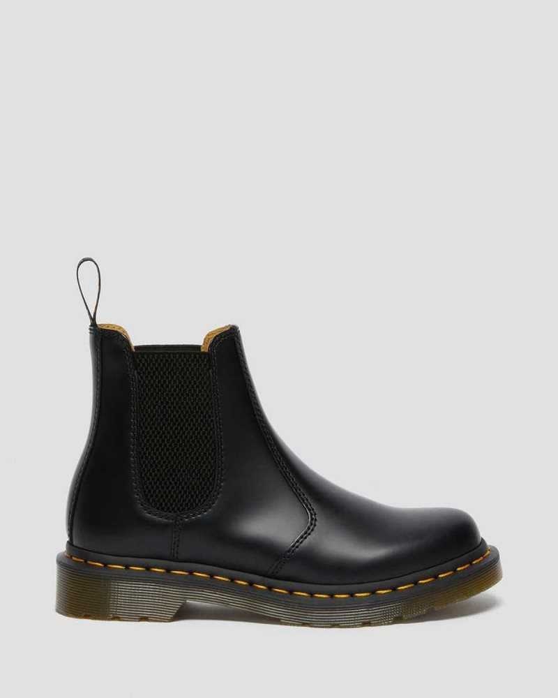 Black Dr. Martens 2976 Smooth Leather Chelsea Boots | WPXBA4809