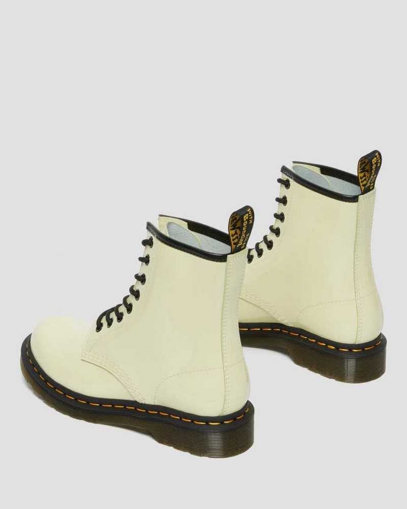 Cream Dr. Martens 1460 Patent Leather Lace Up Boots | QCRIY5964