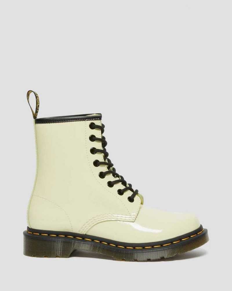 Cream Dr. Martens 1460 Patent Leather Lace Up Boots | QCRIY5964